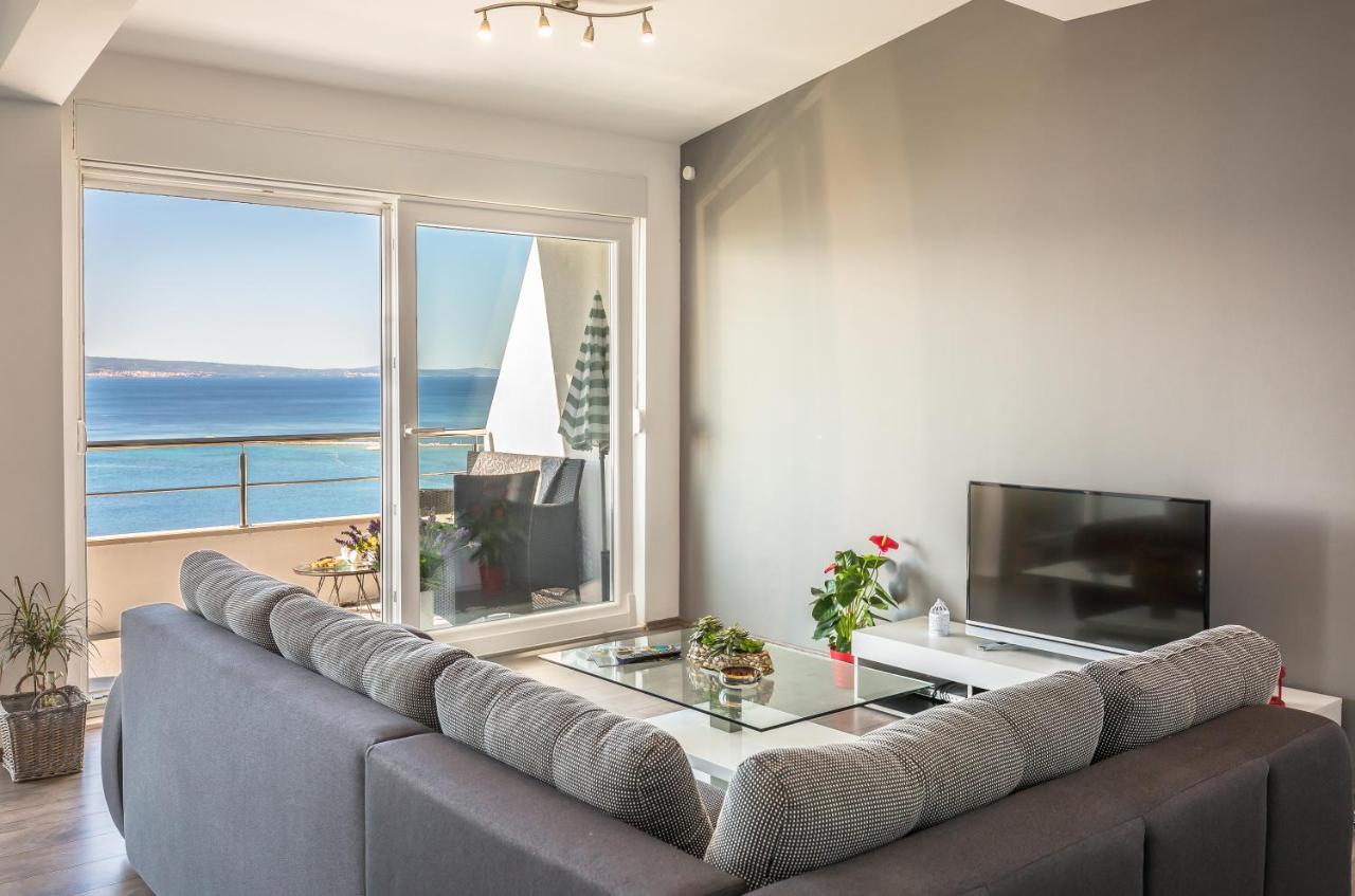 Modern Apartment 오미스 외부 사진